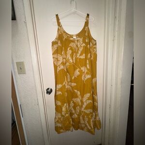 H&M Mustard Yellow Tropical Print Maxi Dress